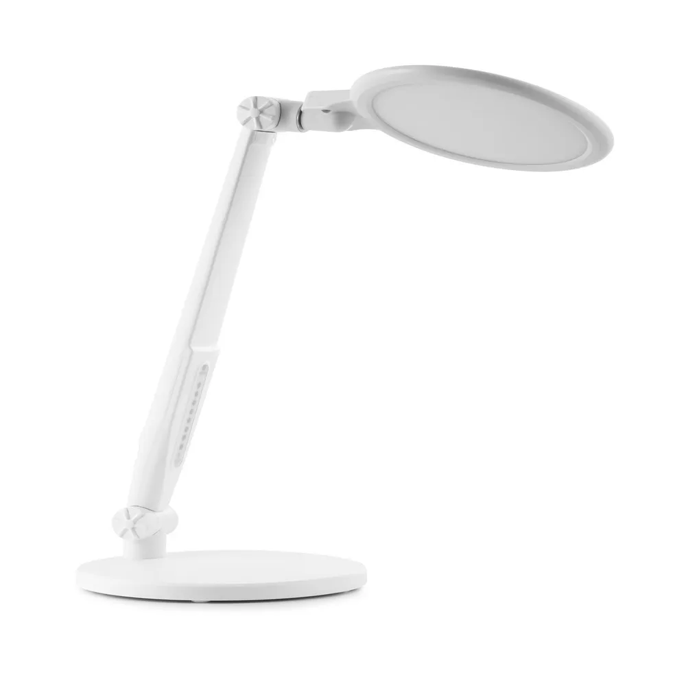 Whether it is LED lamps or energy-saving lamps, each has its own advantages and disadvantages