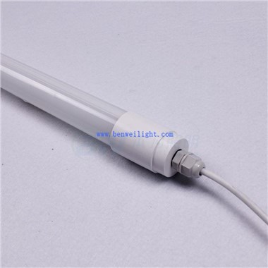 Lâmpada de tubo impermeável LED regulável T8