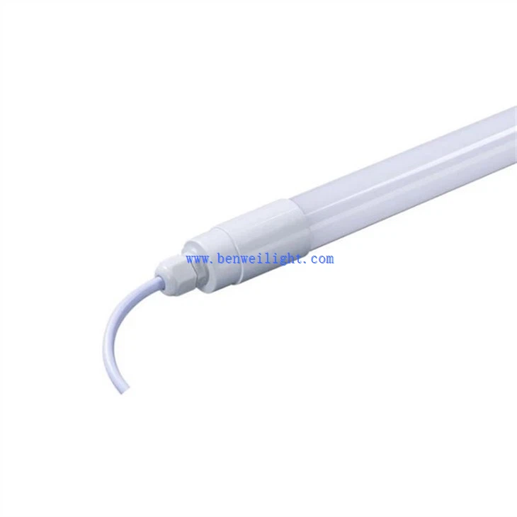 Plastic Pc Cowshed Lamps (3)