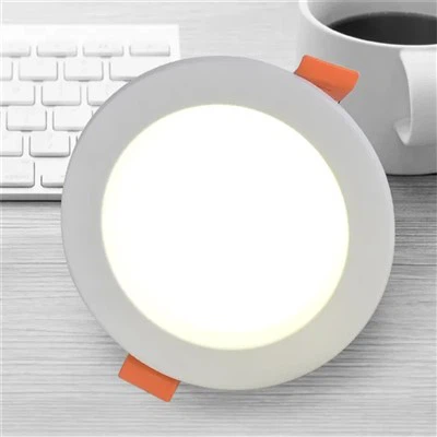 Luz embutida LED embutida pode acender